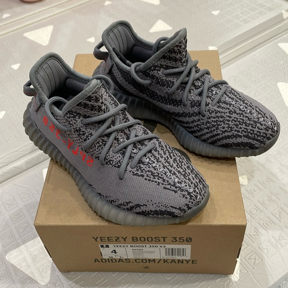 Adidas Yeezy Boost 350 V2